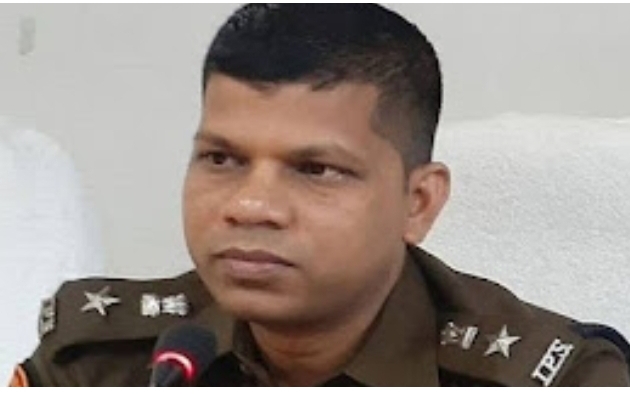 बरेली - एसएसपी की बड़ी कार्रवाई भमोरा एसओ निलंबित, दो चौकी प्रभारी समेत कई पुलिसकर्मी लाइन हाजिर।