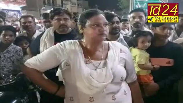 मैनपुरी में BJP सभासद मुस्कान किन्नर पर हुआ हमला! उन्होंने हिम्मत दिखा यूं बचाई अपनी जान