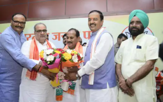 क्या राजभर, दारा सिंह को रिटर्न गिफ्ट देगी बीजेपी, जानिए