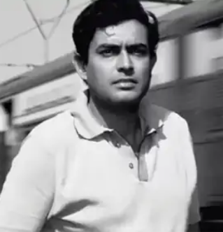 गहने बेच मां ने संजीव कुमार को एक्टिंग की पढ़ाई कराई, परिवार में सभी मर्दों की मौत 50 से पहले