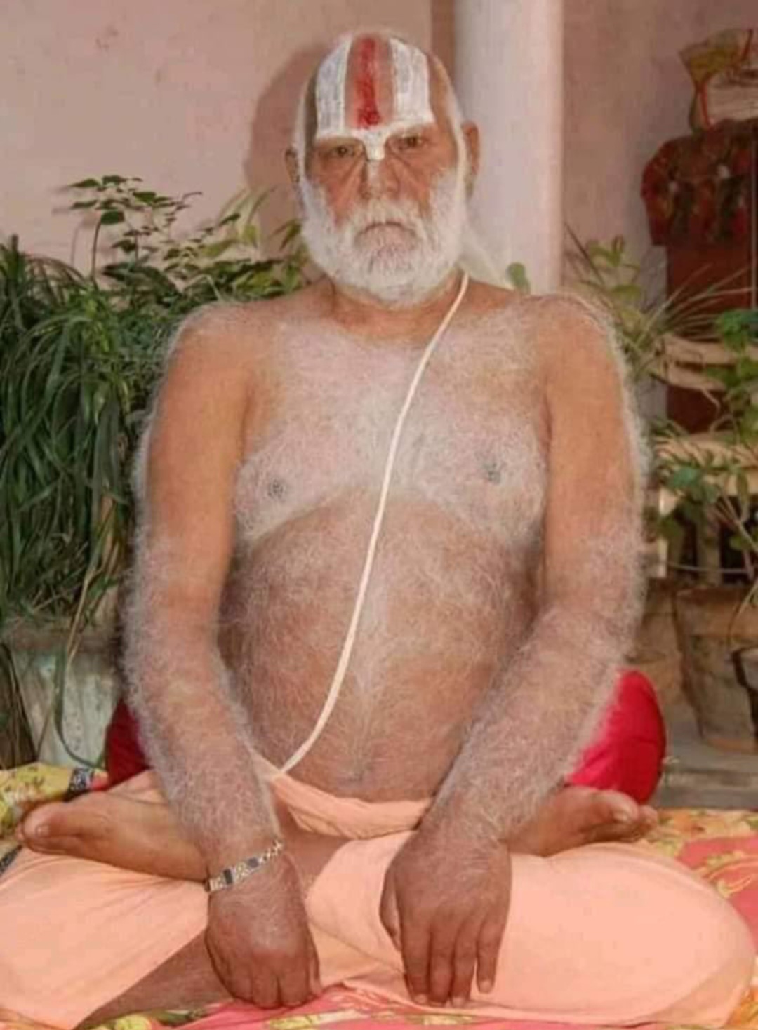 फर्रुखाबाद:औरिया बाले 1008 स्वामी देवनायकाचार्य का निधन, नगर कम्पिल मे शोक की लहर