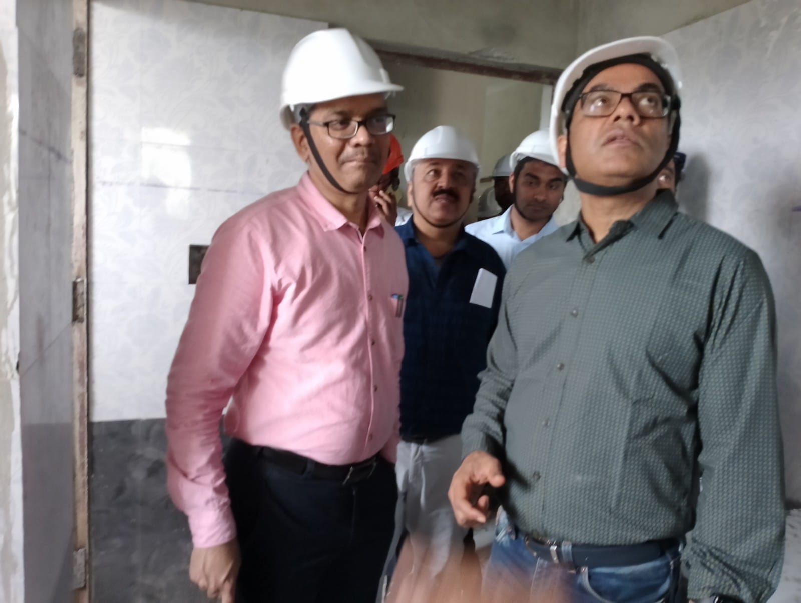 पीलीभीत:प्रमुख सचिव नियोजन ने निर्माणाधीन मेडिकल काॅलेज का किया औचक निरीक्षण
