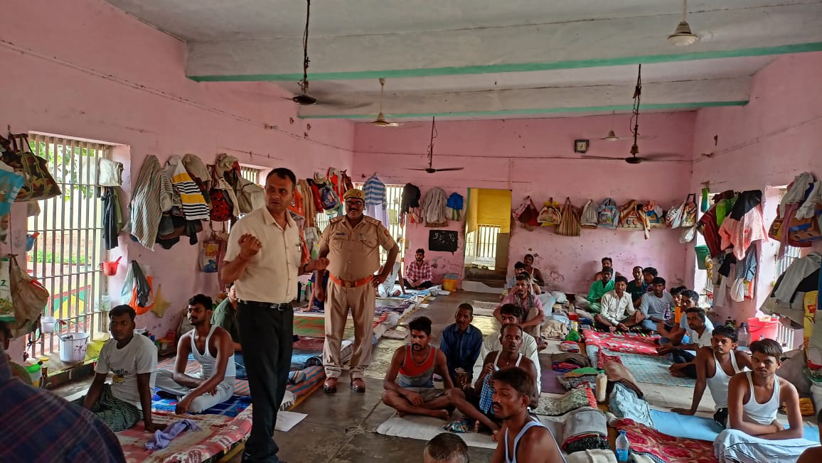 जज ने जिला कारागार हरदोई का निरीक्षण किया