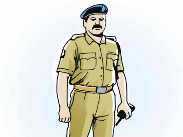 पीलीभीत में सेवानिवृत्त सीओ के खिलाफ कुर्की वारंट जारी
