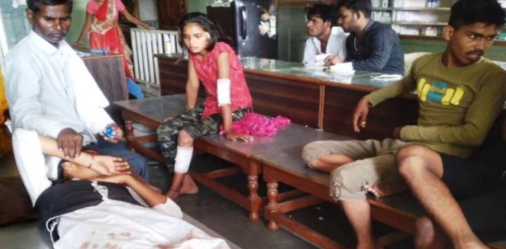 मैनपुरी में साइकिल सवार दो स्कूली छात्राएं घायल