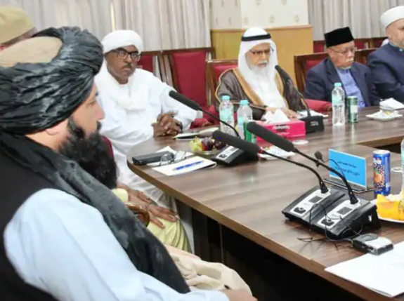 (OIC) का एक डेलिगेशन इन दिनों काबुल में है जो वुमन एजुकेशन शुरू करने का दबाव डाल रहा