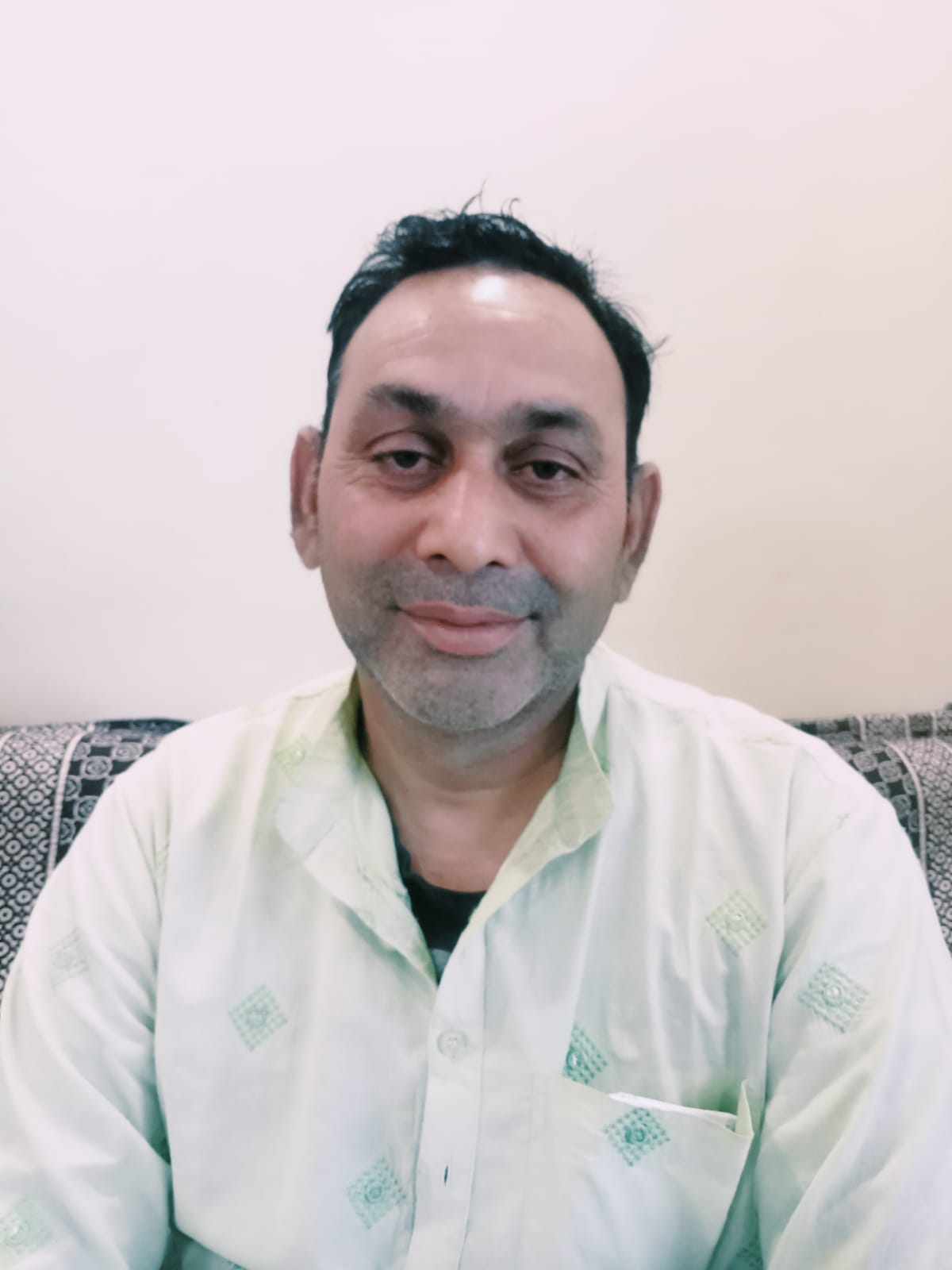 हुजूर की है यही पुकार, माखन सिंह राजपूत अबकी बार