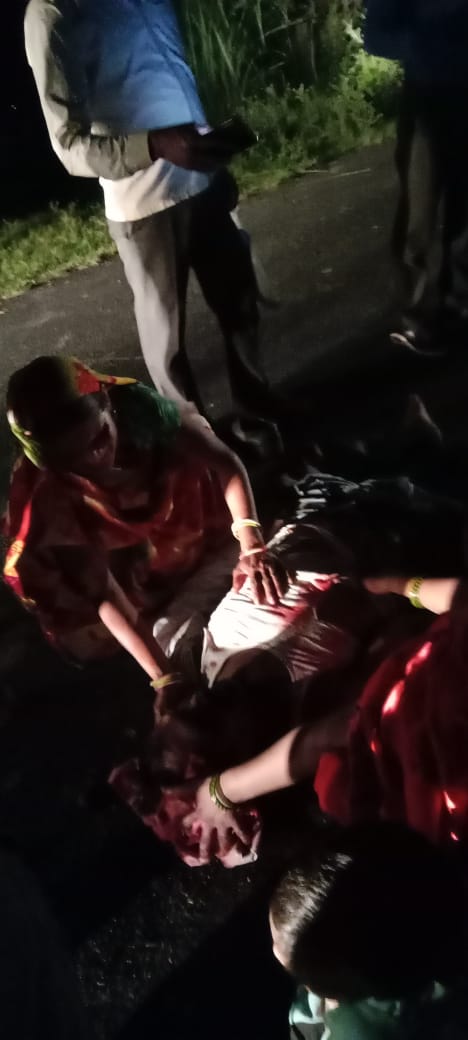 कासगंज जनपद के विकासखंड गंजडुंडवारा में नवाबगंज नगरिया और बरीबगवास के बीच हुआ हादसा