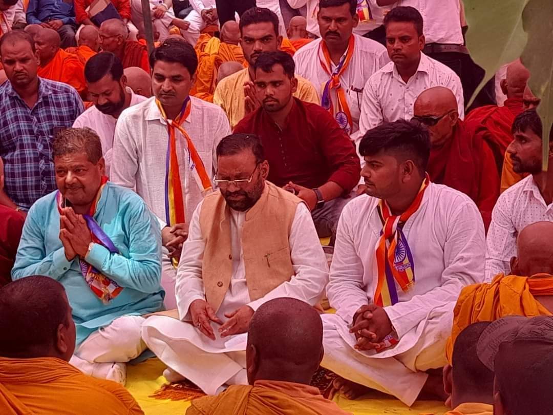 फर्रुखाबाद में स्वामी प्रसाद मौर्य बोले भोजन दान से बड़ा कोई दान नहीं