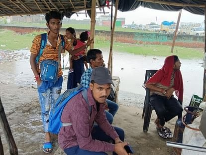 पीलीभीत में ट्रेनें बंद, रोडवेज बसों का समय तय नहीं, कैसे करें सफर