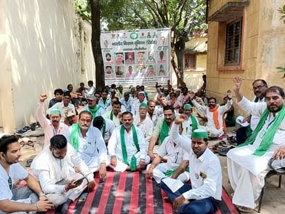 पीलीभीत: भाकियू का आरोप- बिचौलियों को आवंटित कर दिए धान क्रय केंद्र