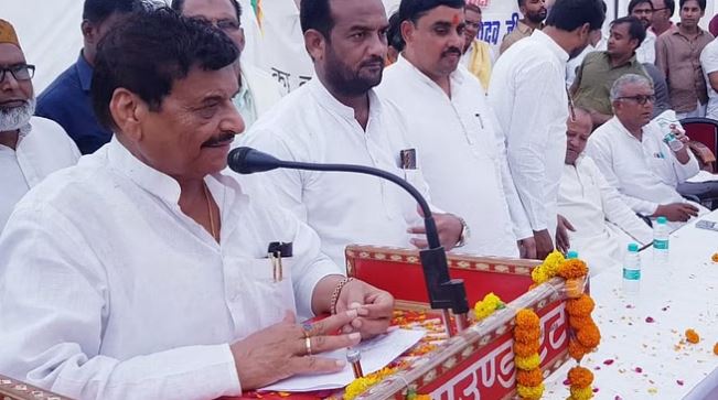 मैनपुरी में शिवपाल का तीखा हमला, राजनीति के सबसे बड़े बहरूपिया हैं ओम प्रकाश राजभर, उन्हें सिर्फ कुर्सी चाहिए