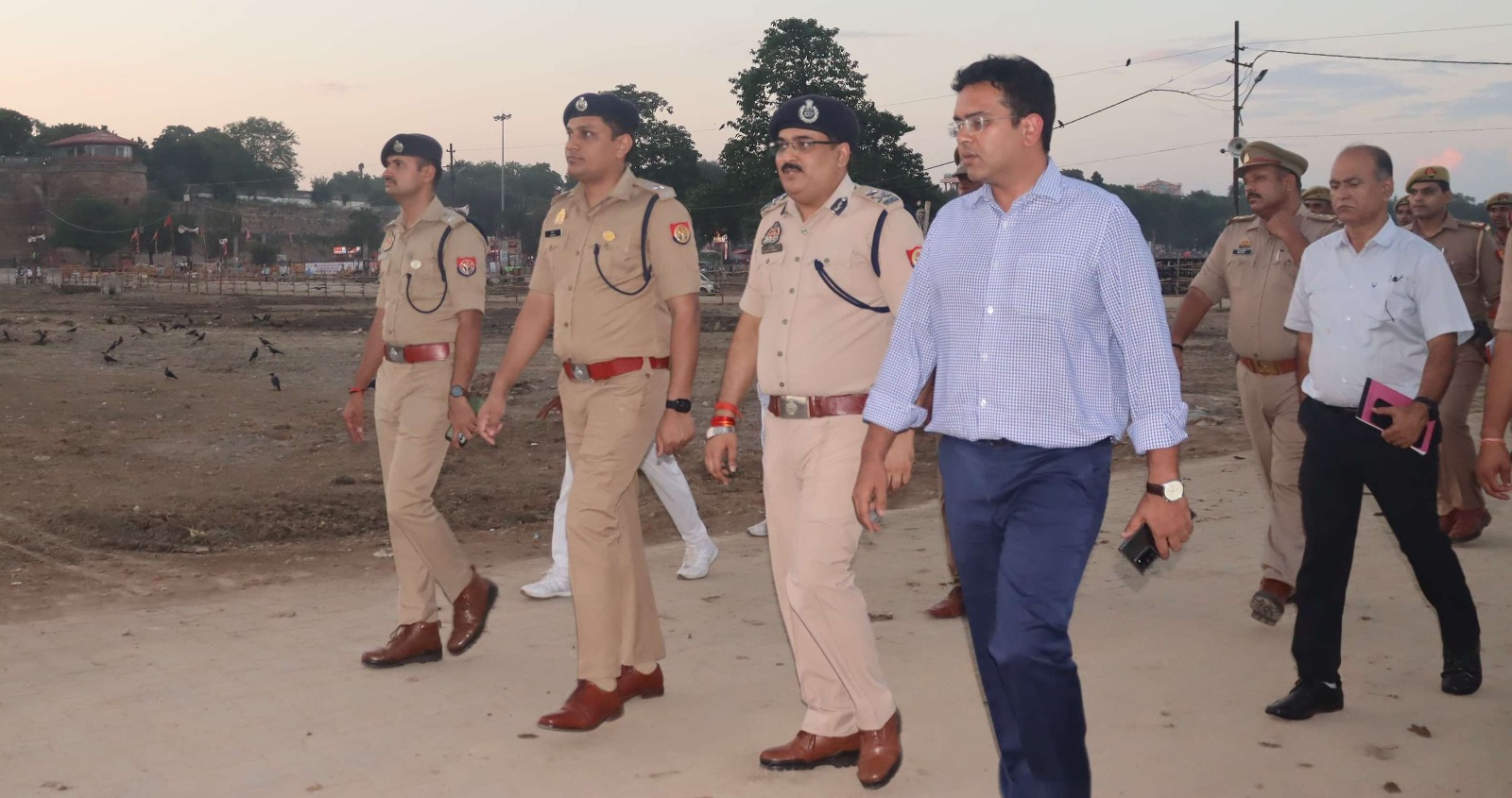 प्रयागराज आगामी एयरफोर्स_डे कार्यक्रम के दृष्टिगत भ्रमण व निरीक्षण