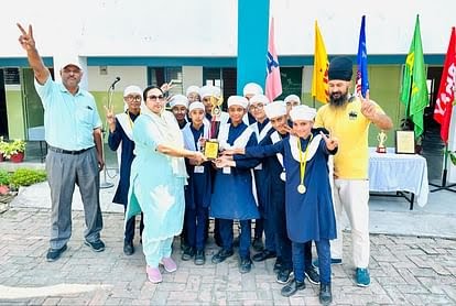 पीलीभीत: एटा में हुई एथलेटिक मीट में बच्चों ने फहराया परचम