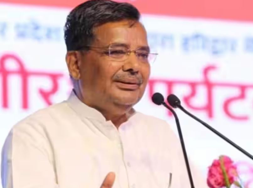 योगी के मंत्री का ये कैसा बयान,अखिलेश यादव को बता दिया बंदरों जैसी सोच वाला