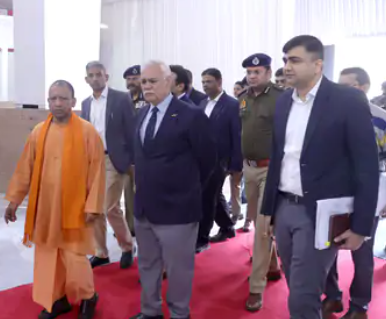 पिछले वर्ष 10 से 12 फरवरी के मध्य ग्लोबल इन्वेस्टर्स समिट का आयोजन हुआ,फिर 19-21 फरवरी के बीच ग्राउंड ब्रेकिंग सेरेमनी-4 का आयोजन किया जा रहा