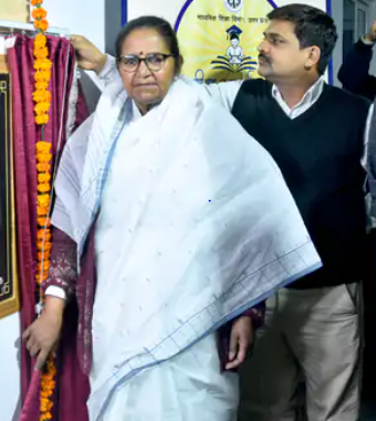 शिक्षा राज्यमंत्री गुलाब देवी ने बताया कि 22 फरवरी से 9 मार्च तक होने वाली वर्ष 2024 की बोर्ड परीक्षाओं के लिए प्रदेश में कुल 8 हजार 265 परीक्षा केंद्र बनाए गए