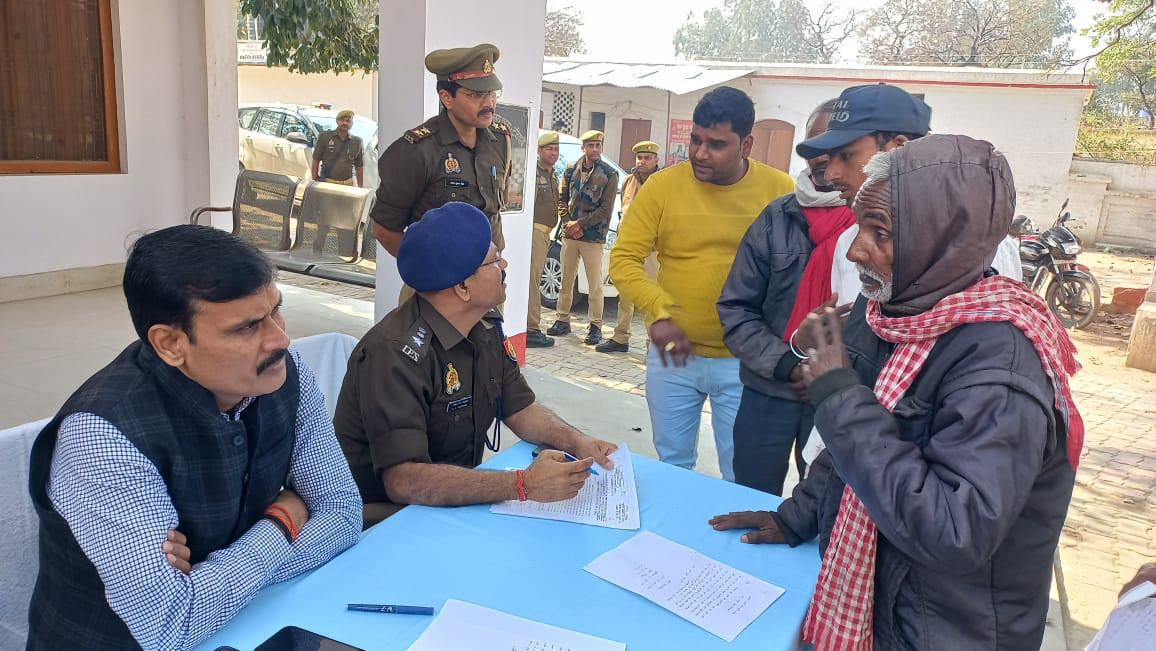 हरदोई : सरकारी एवं गरीबों के पट्टे की भूमि तत्काल कब्जा मुक्त करायें:- जिलाधिकारी।