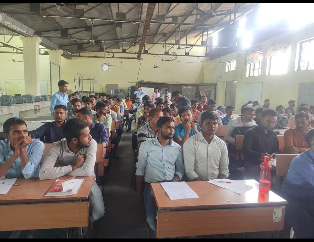 राजकीय औद्योगिक प्रशिक्षण संस्थान मैनपुरी में मुसाशी ऑटो पार्ट्स कम्पनी का हुआ कैंपस