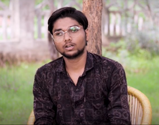 11वीं कक्षा में फेल होने वाले छात्र से अजोकल प्रा. लि. के संस्थापक, आयु 18 में भारत के पहले निजी खोज इंजन बनाने वाले