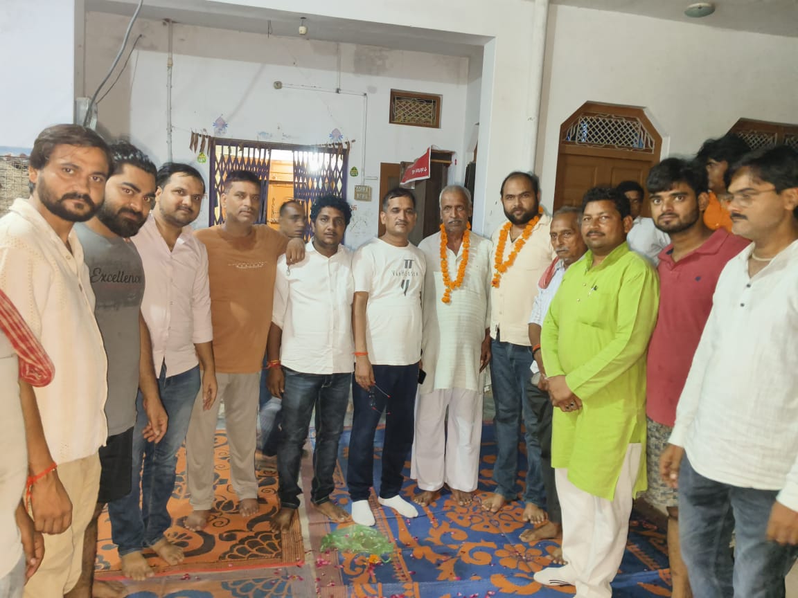 कन्नौज: रामलीला कमेटी के मेला अध्यक्ष शिवेंद्र प्रजापति मुकेश गुप्ता बने कार्यवाहक अध्यक्ष