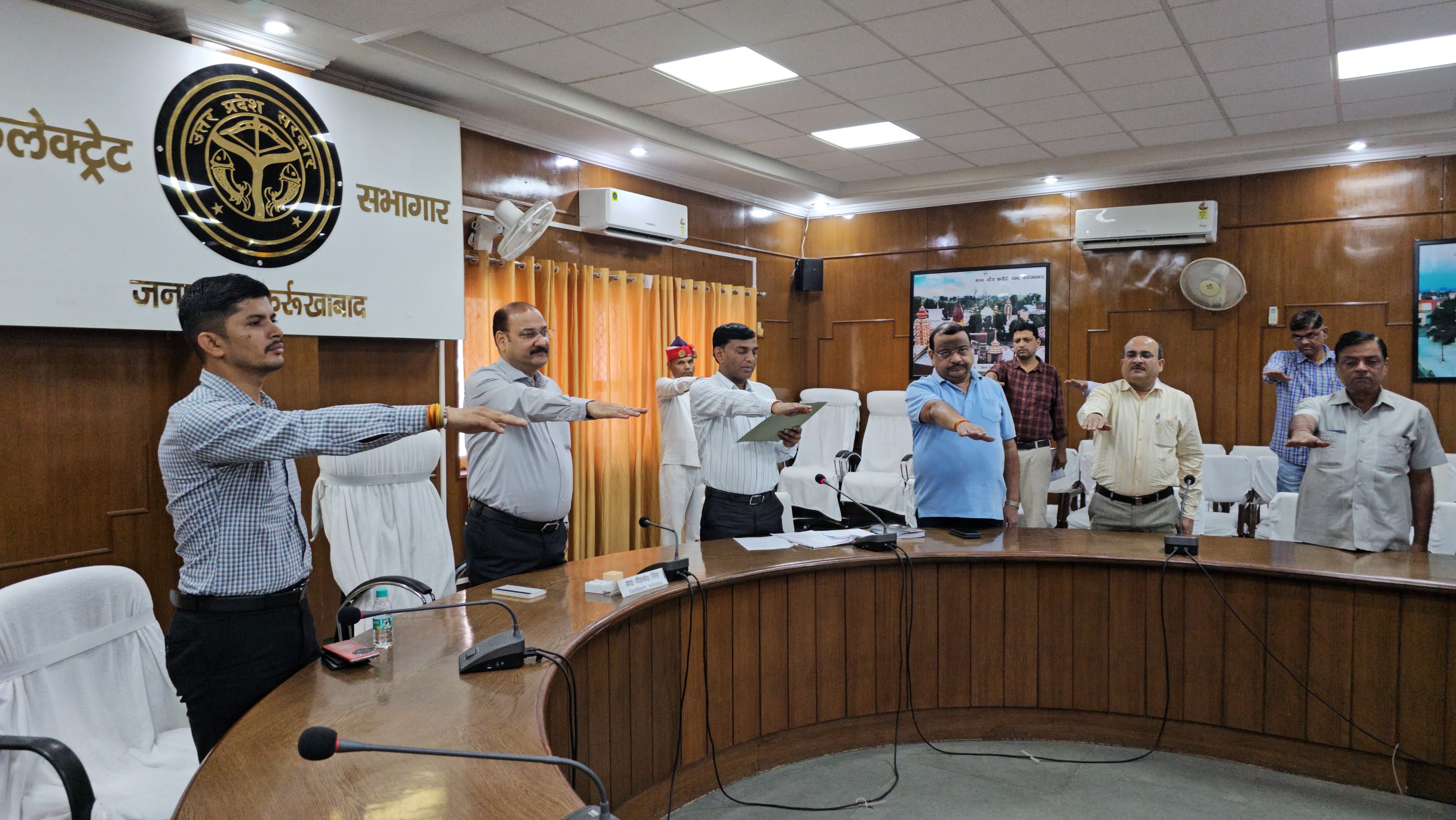 फर्रुखाबाद: लौह पुरुष सरदार बल्लभ भाई पटेल की जयंती राष्ट्रीय एकता दिवस के रूप में मनाई गई ?