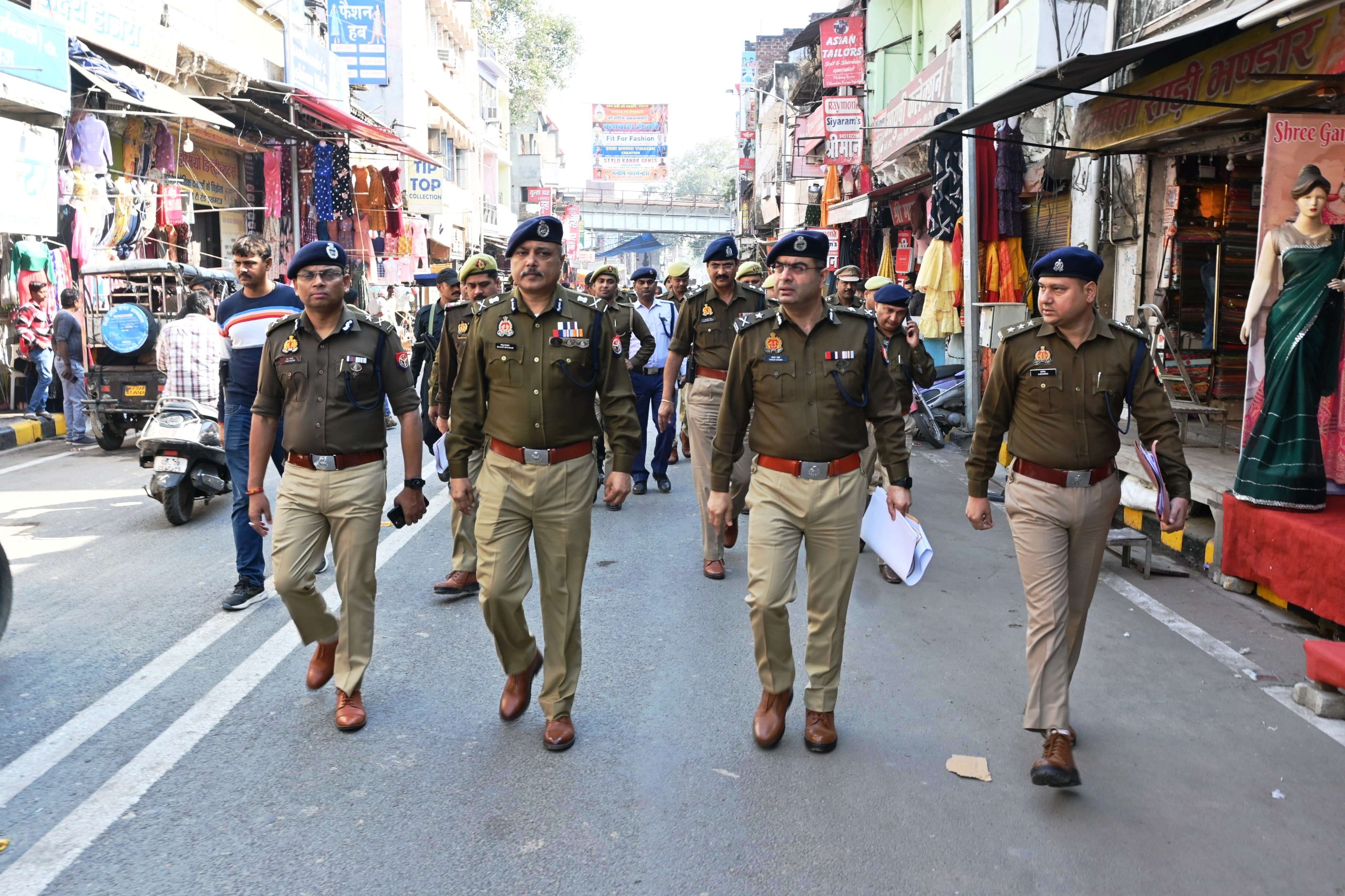 प्रयागराज-महाकुम्भ-2025 के सकुशल एवं सुरक्षित आयोजन के दृष्टिगत आवश्यक दिशा-निर्देश दिए गये।