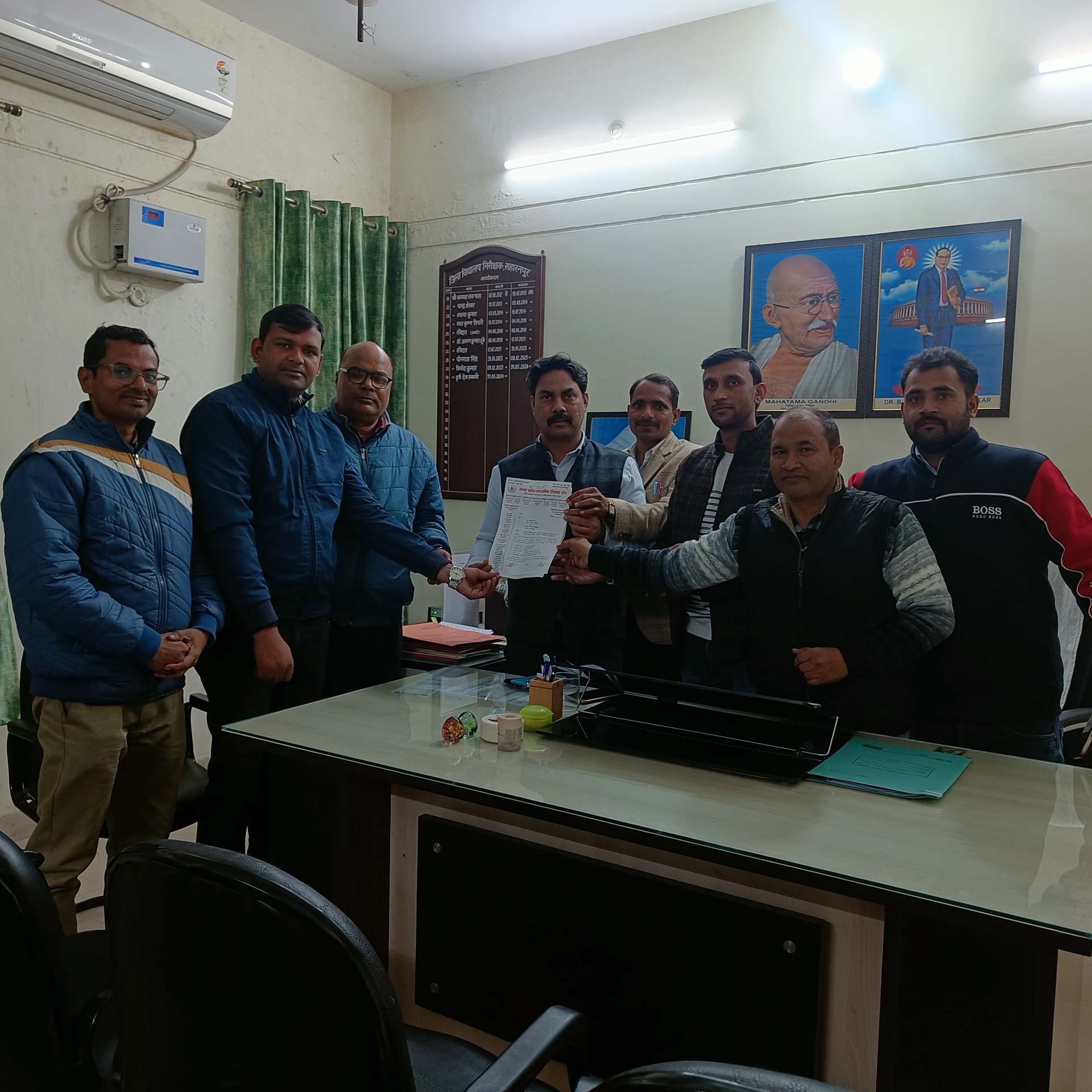 सहारनपुर : माध्यमिक शिक्षक संघ एकजुट द्वारा चलाया गया ज्ञापन अभियान