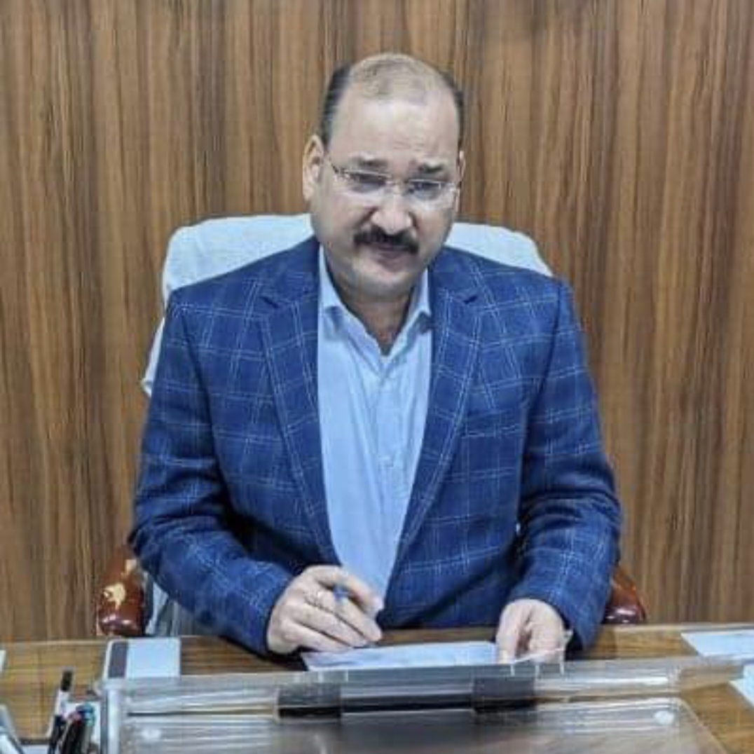 फर्रुखाबाद:बिना हेल्मेट नहीं मिलेगा पेट्रोल 26 जनवरी से‘‘ नो हेल्मेट, नो फ्यूल ’’ की नीति लागू