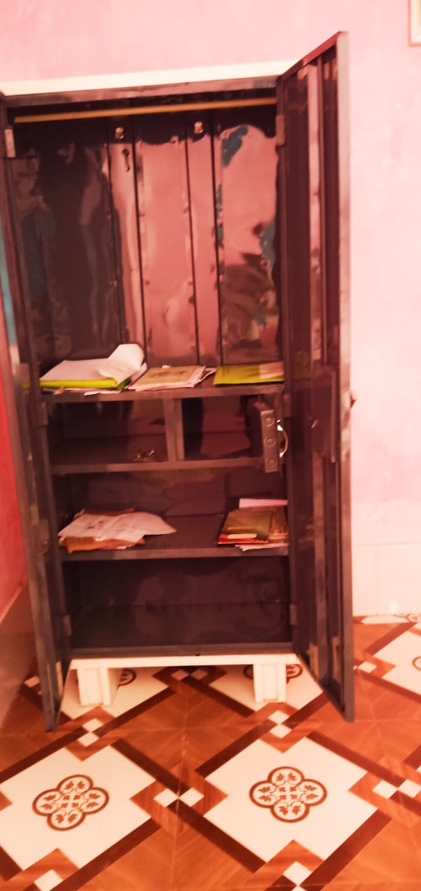 कन्नौज में अज्ञात चोरों ने बीती रात पंचायत भवन में की चोरी