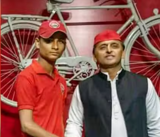 सपा कार्यकर्ता की हत्या , धारदार हथियार से हमला कर उतारा मौत के घाट