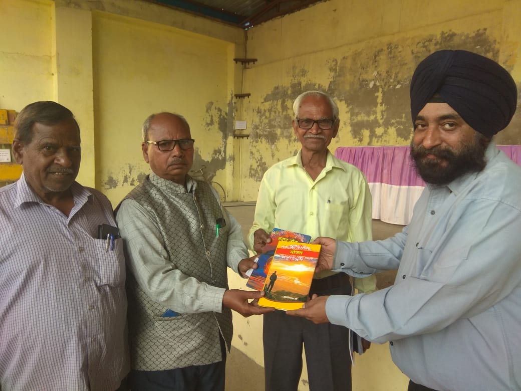 फर्रुखाबाद: समृद्ध सद्भावना मंच से दिया सन्देश,समाज से नशा रूपी कोढ़ को जड़ से खत्म कर देना चाहिए-डॉ रामकृष्ण राजपूत