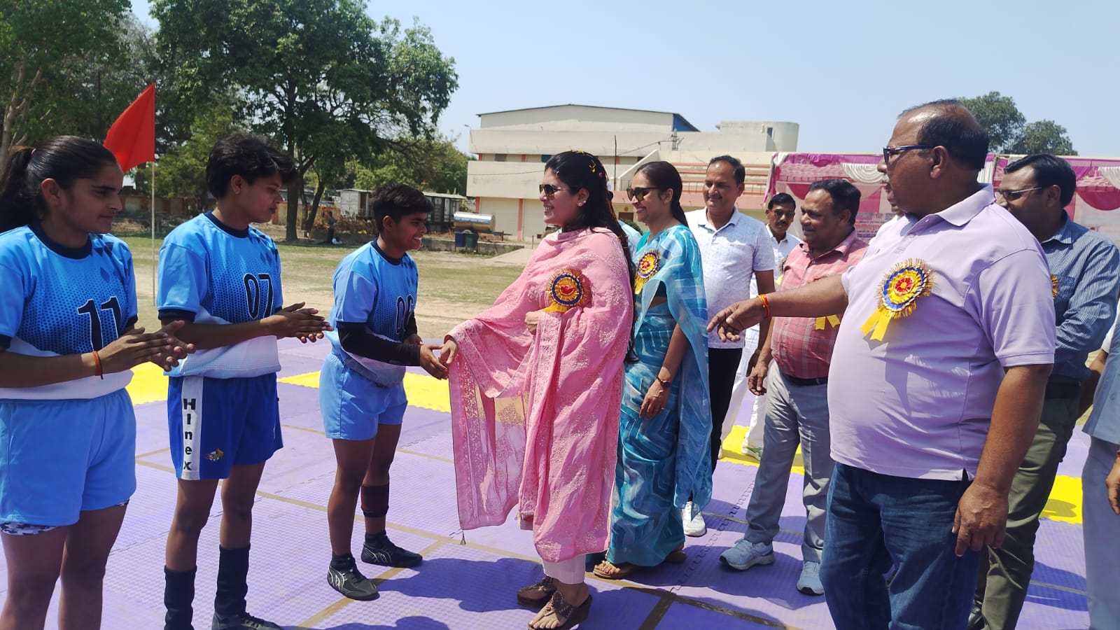 फर्रुखाबाद:महिला खिलाड़ियों को शिक्षा के साथ-साथ खेलों में भी बढ़-चढ़ कर हिस्सा ले-मोनिका यादव