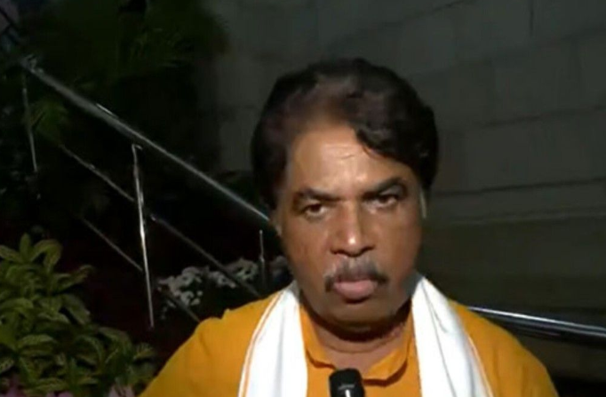 कर्नाटक विधानसभा ने वक्फ (संशोधन) विधेयक के खिलाफ प्रस्ताव पारित किया