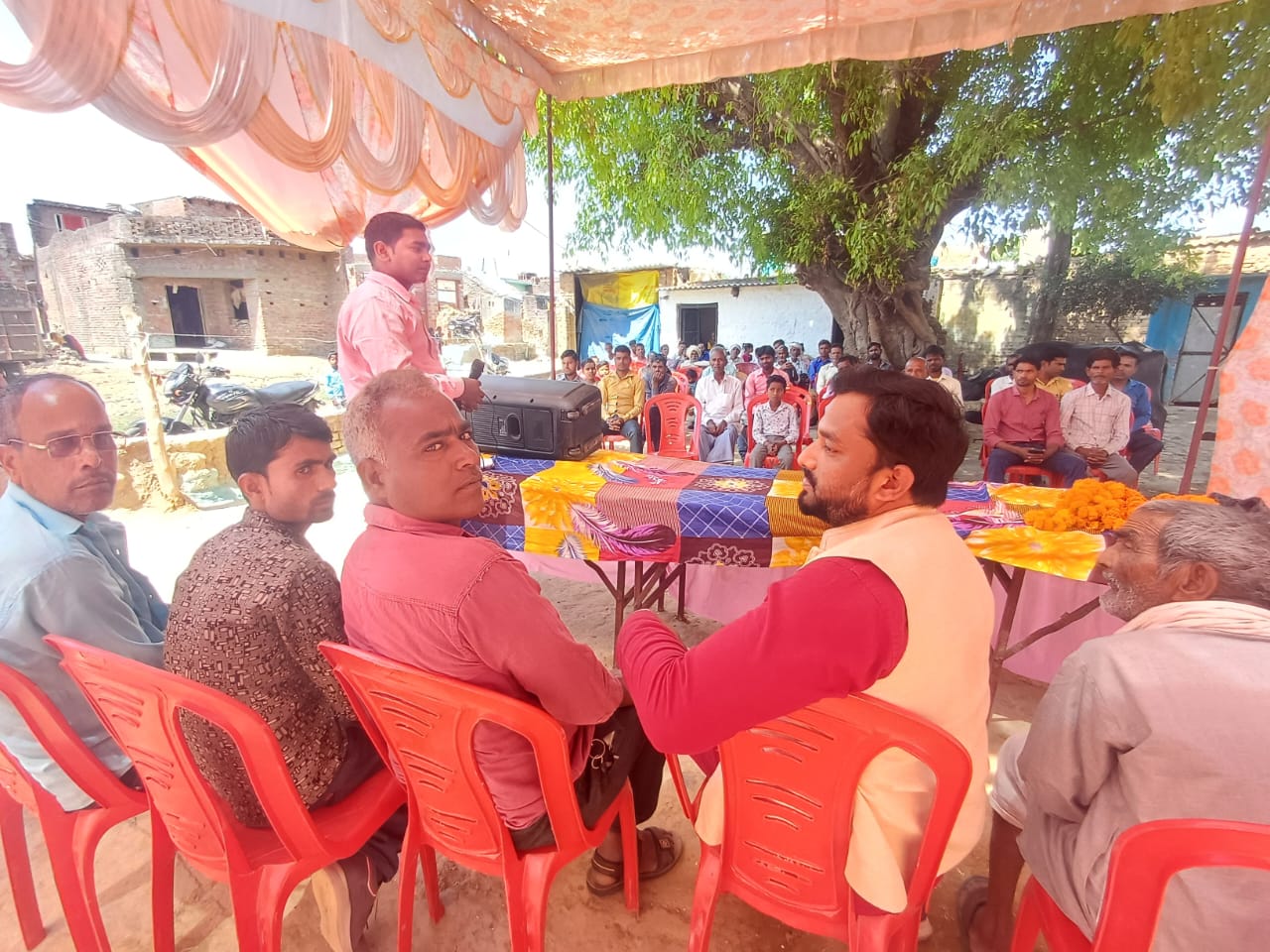 पीलीभीत : मौर्य कुशवाहा शाक्य सैनी समाज द्वारा विधान सभा बीसलपुर में समाजवादी पार्टी PDA को मजबूत करते सतेंद्र मौर्य