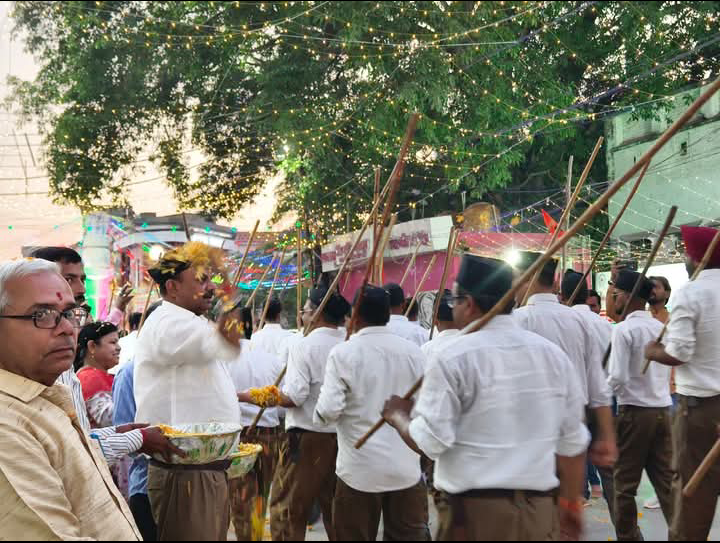 लखीमपुर खीरी : राष्ट्रीय स्वयंसेवक संघ के शताब्दी वर्ष पर विशाल पथ संचलन कार्यक्रम हुआ संपन्न ?