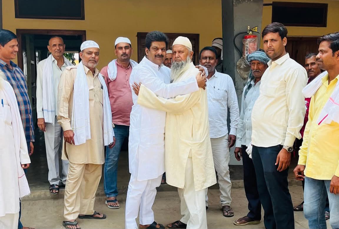 फर्रूखाबाद:पूर्व विधायक ताहिर हुसैन सिद्दीकी ने मध्य प्रदेश में मनाई ईद-उल-अजहा, समर्थकों को भेजा भावुक संदेश