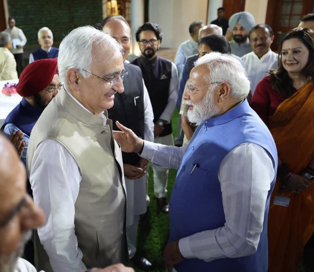 फर्रुखाबाद के लिए गौरव का क्षण: प्रधानमंत्री नरेंद्र मोदी ने पूर्व विदेश मंत्री सलमान खुर्शीद को किया आमंत्रित, पाकिस्तान के षड्यंत्रों पर हुई अहम चर्चा