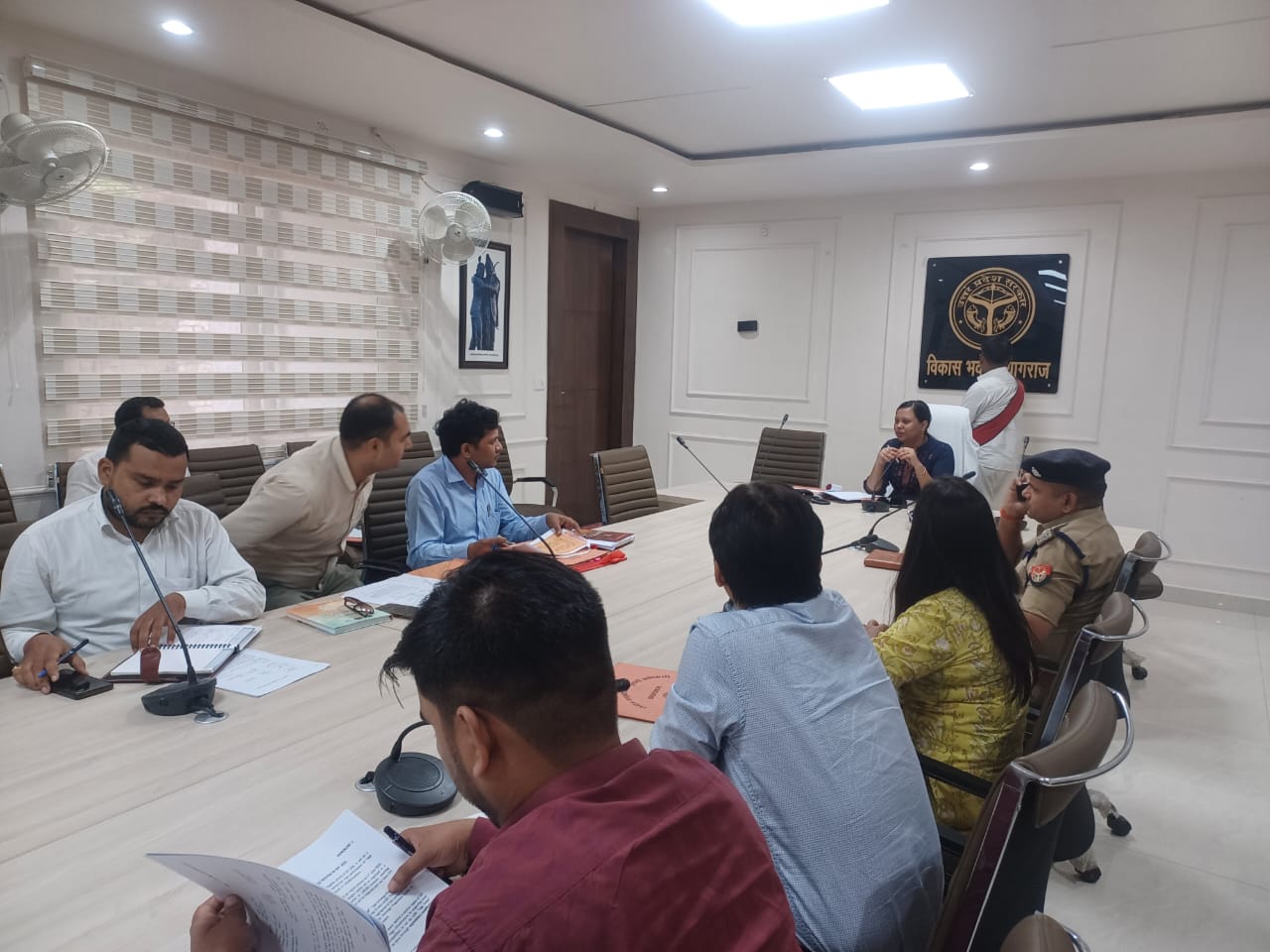 प्रयागराज:मुख्य विकास अधिकारी की अध्यक्षता में 15 जून से 21 जून तक जनपद में योग सप्ताह कार्यक्रम आयोजित