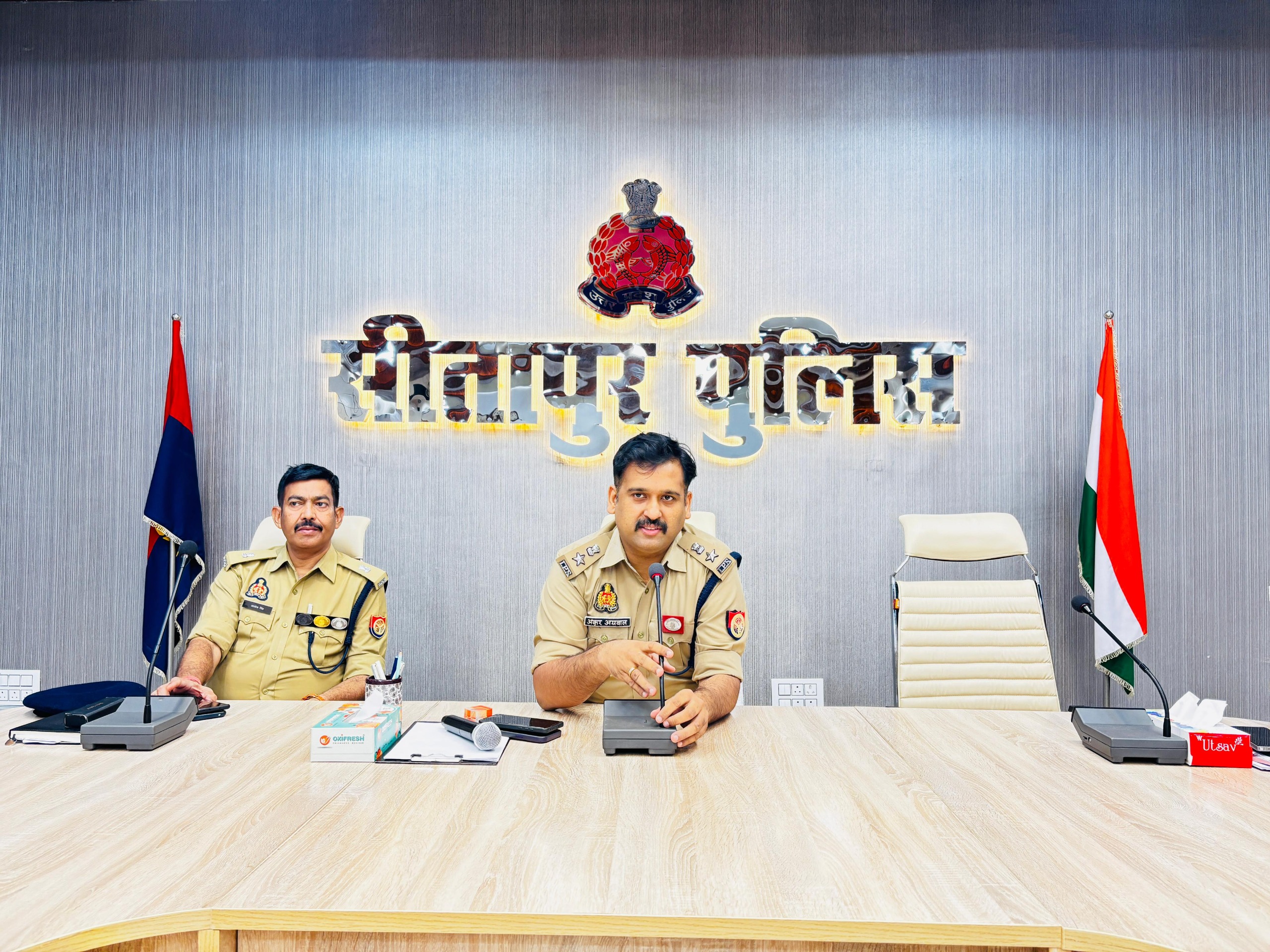 जनपद सीतापुर में पुलिस अधीक्षक ने पत्रकारों संग की संवाद बैठक, अपराध नियंत्रण को लेकर साझा की प्राथमिकताएं
