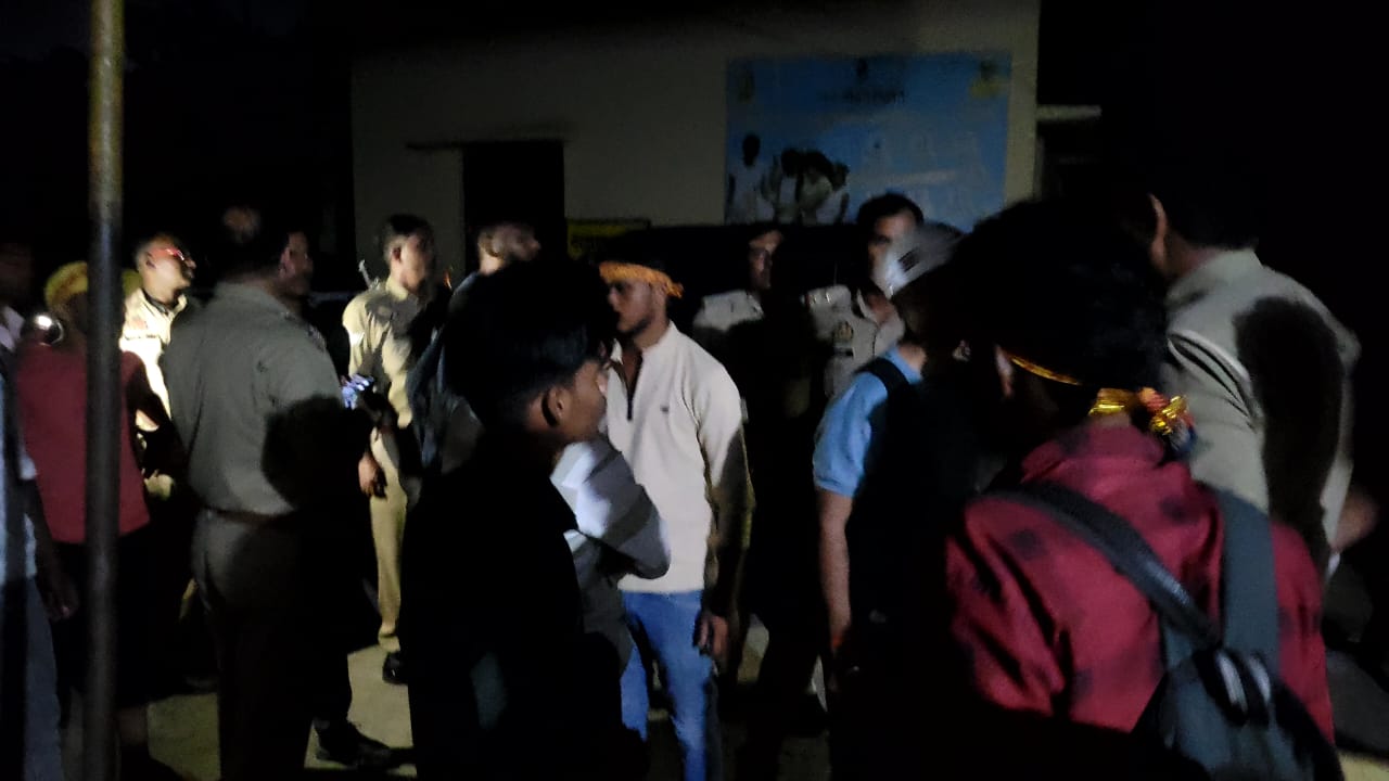 कासगंज :-जल भरने जाते समय 2 कांवड़ियों की मौत 1 गायब