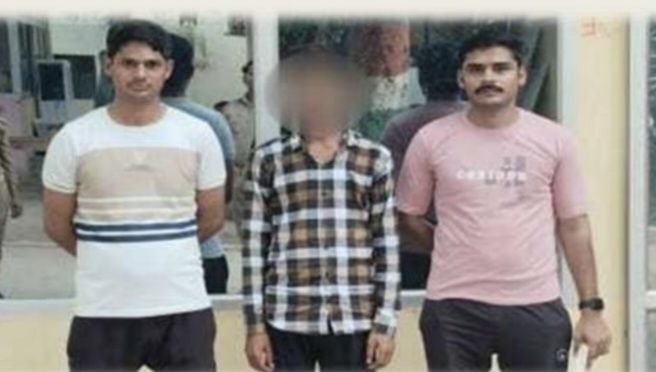 फर्रुखाबाद:हत्या के अभियोग में नामित बाल अपचारी को थाना नवाबगंज पुलिस ने किया गिरफ्तार