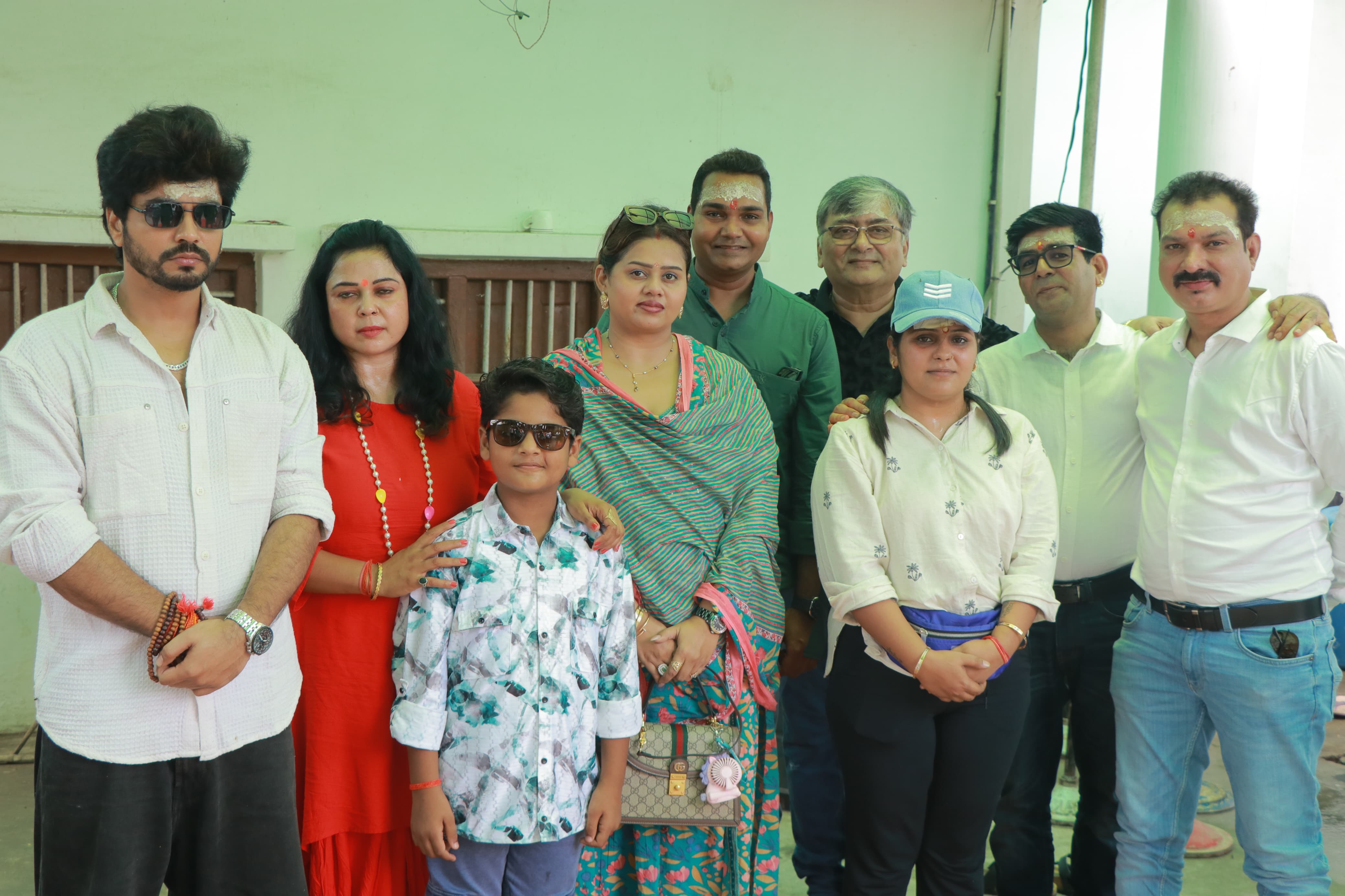 जौनपुर में आम्रपाली दूबे और अंशुमान सिंह की 'भुतहा बरगद' फिल्म का हुआ भव्य मुहूर्त, शूटिंग हुई शुरू