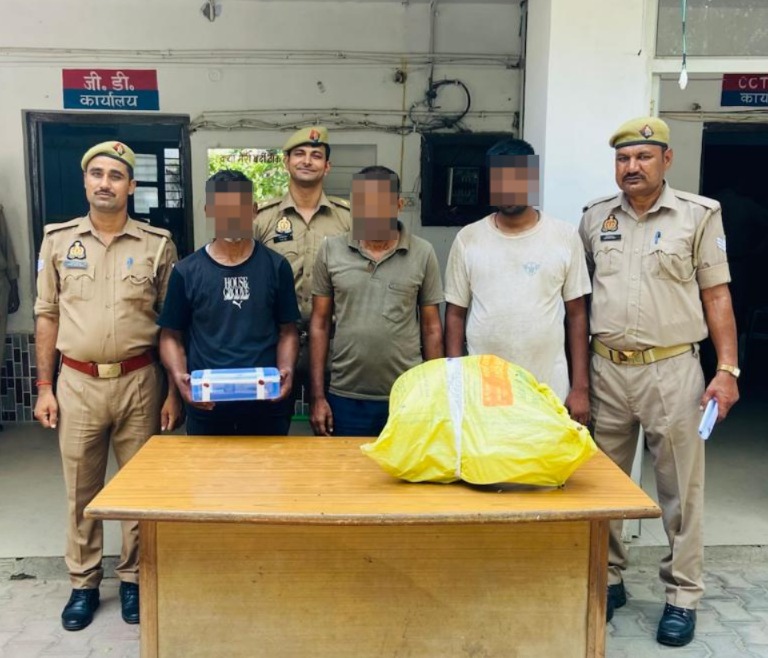 पीलीभीत:पूरनपुर क्षेत्र में गौकशी करने के मामले में 3 अभियुक्तों को पुलिस ने गिरफ्तार कर भेजा जेल