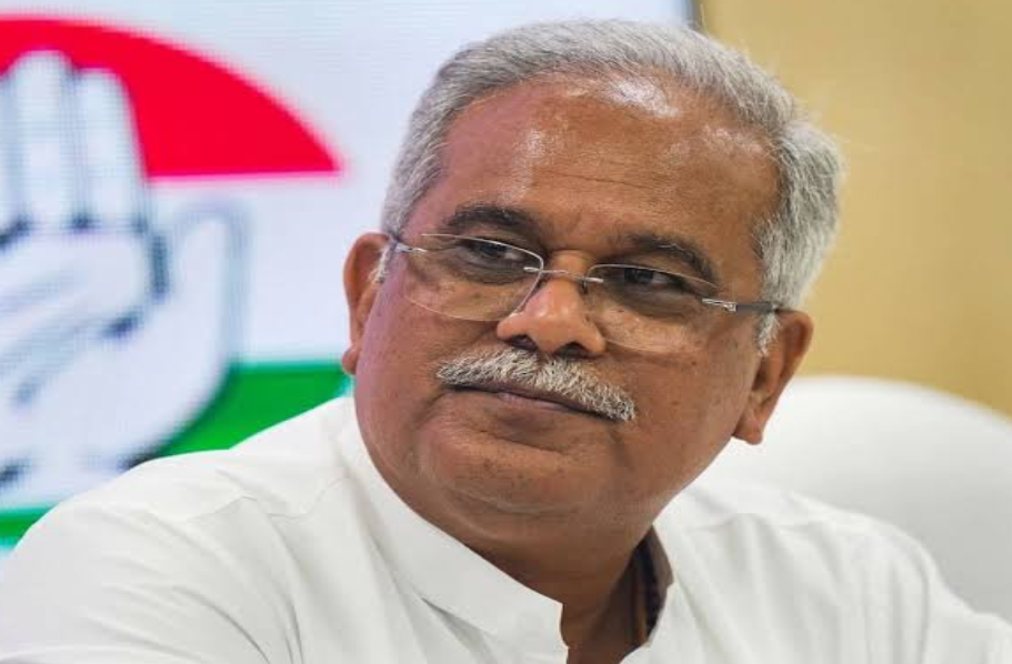 छत्तीसगढ़ के पूर्व सीएम भूपेश बघेल के घर पर ईडी की रेड, शराब घोटाला मामले में बड़ा एक्शन ?