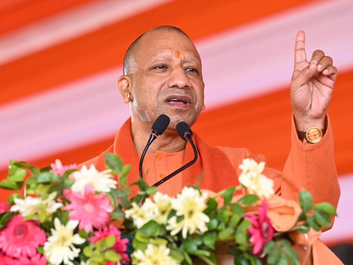 सीएम योगी बोले: प्रदेश में नहीं पनपने देंगे अब दूसरा छांगुर, धर्मांतरण के मामलों पर निगाह रखे प्रशासन