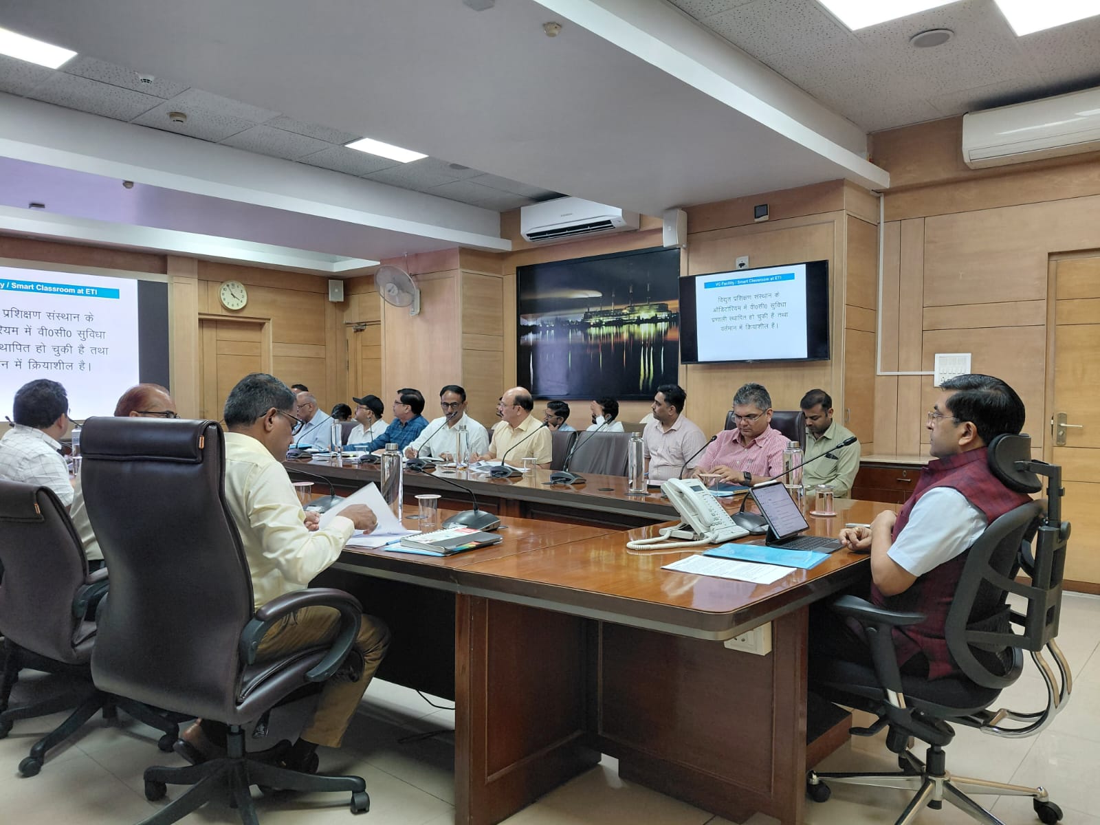 लखनऊ:उप्र पावर कारपोरेशन के कार्मिकों को मिलेगा बेहतर प्रशिक्षण, चतुर्थ श्रेणी को भी मिलेगा प्रोन्नति का अवसर