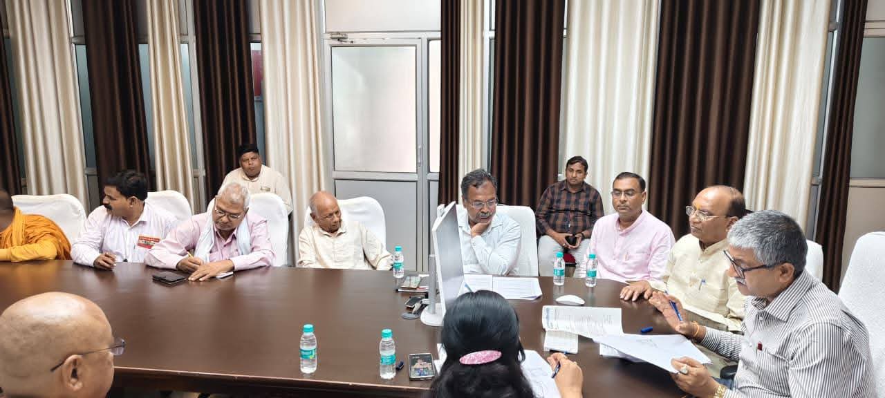 फर्रुखाबाद:संकिसा के सर्वांगीण विकास को लेकर हुई महत्वपूर्ण बैठक।