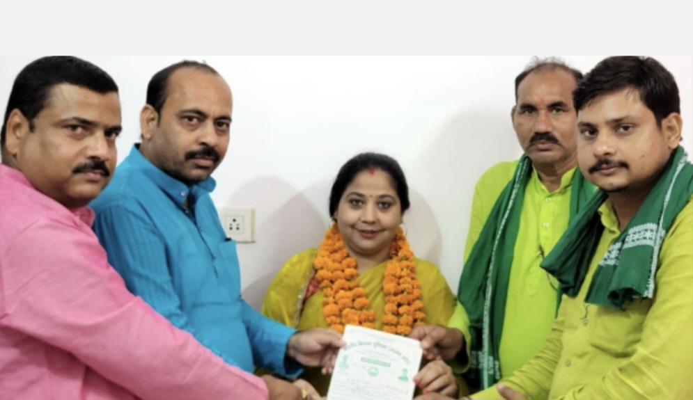 फर्रुखाबाद:किसानों की लड़ाई लड़ेंगी व्यापारी नेत्री सोनी शुक्ला, भाकियू ने सौंपा बड़ा जिम्मा।