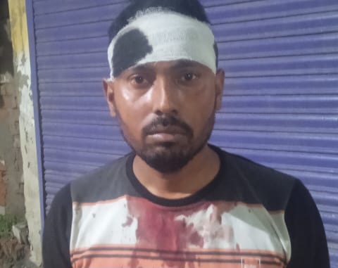 फर्रुखाबाद: उधारी के पैसे मांगना चाय दुकानदार को पड़ा भारी, दबंगों ने की पिटाई